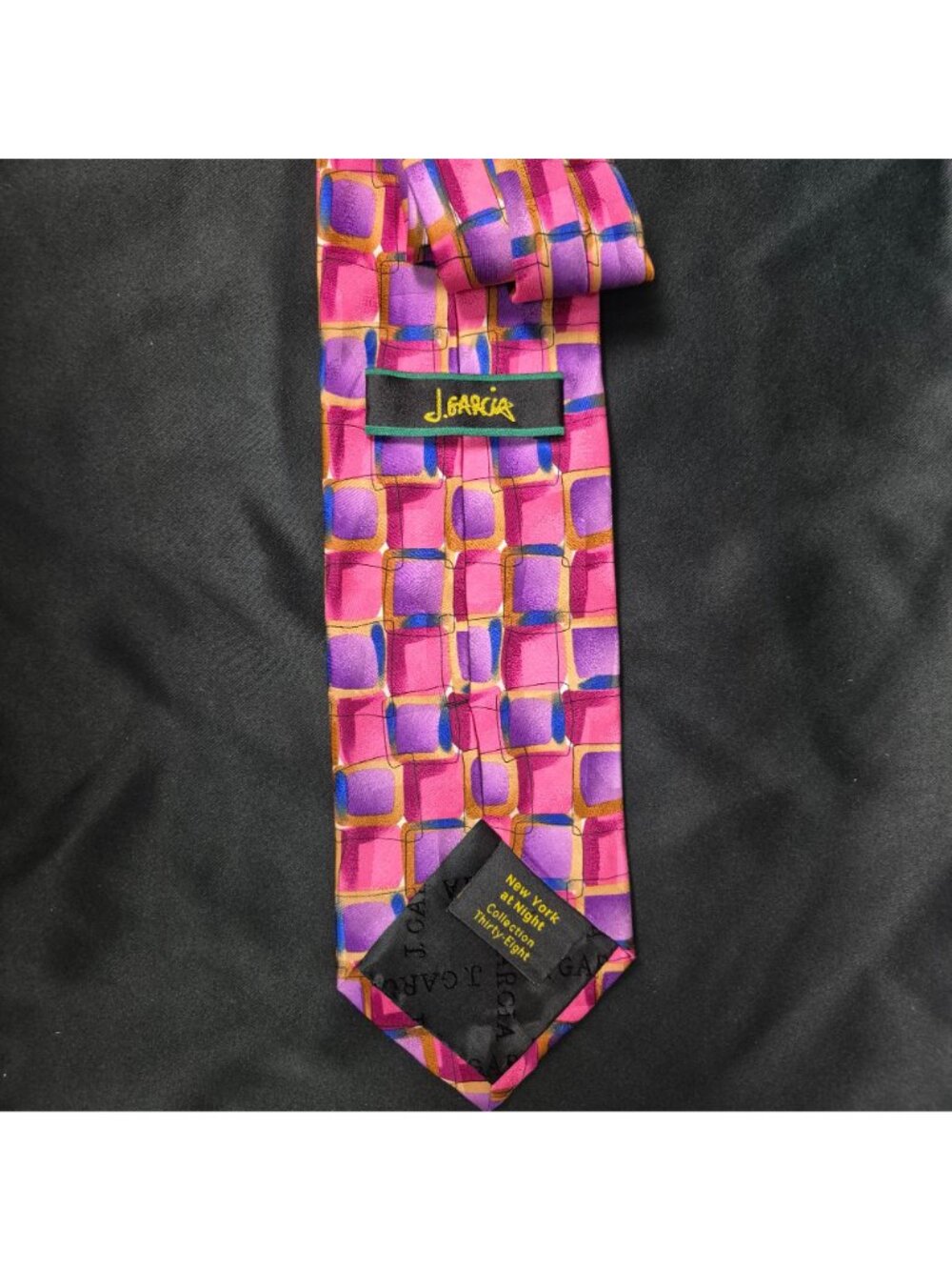 Jerry Garcia New York at Night Collection Thirty-Eight Pink Silk Necktie VTG - Picture 2 of 3